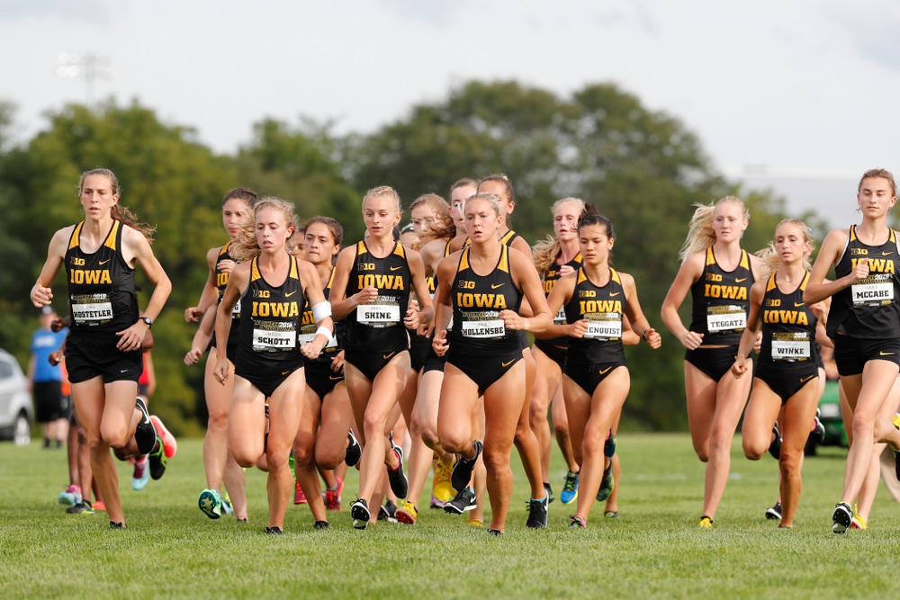 The Iowa Hawkeyes during the Hawkeye Invitational Friday, August 31, 2018 at the Ashton Cross Country Course. (Brian Ray/hawkeyesports.com)