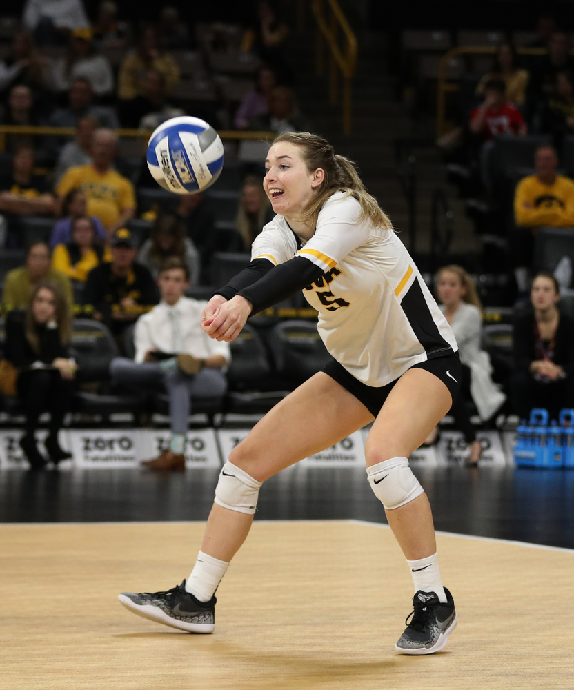 Iowa Hawkeyes outside hitter Meghan Buzzerio (5) against the Ohio State Buckeyes Saturday, November 24, 2018 at Carver-Hawkeye Arena. (Brian Ray/hawkeyesports.com)