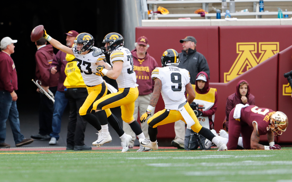 Iowa Hawkeyes defensive back Riley Moss (33) intercepts a pass against the Minnesota Golden Gophers Saturday, October 6, 2018 at TCF Bank Stadium. (Brian Ray/hawkeyesports.com)