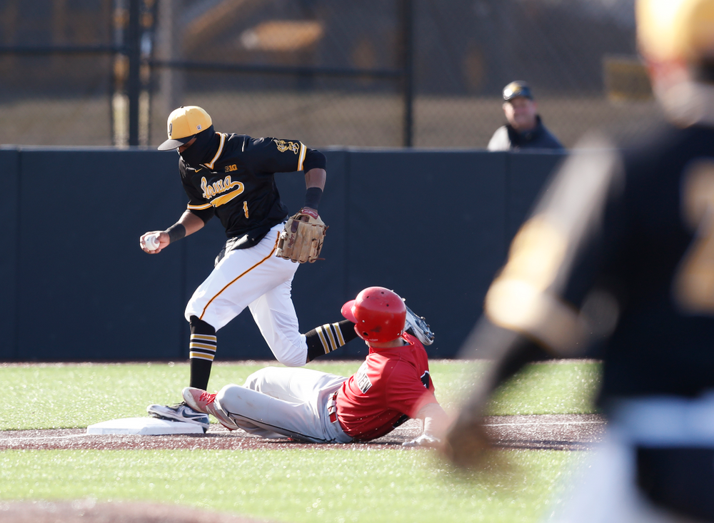 Iowa Hawkeyes third baseman Lorenzo Elion (1) against Grand View Wednesday, April 4, 2018 at Duane Banks Field. (Brian Ray/hawkeyesports.com)