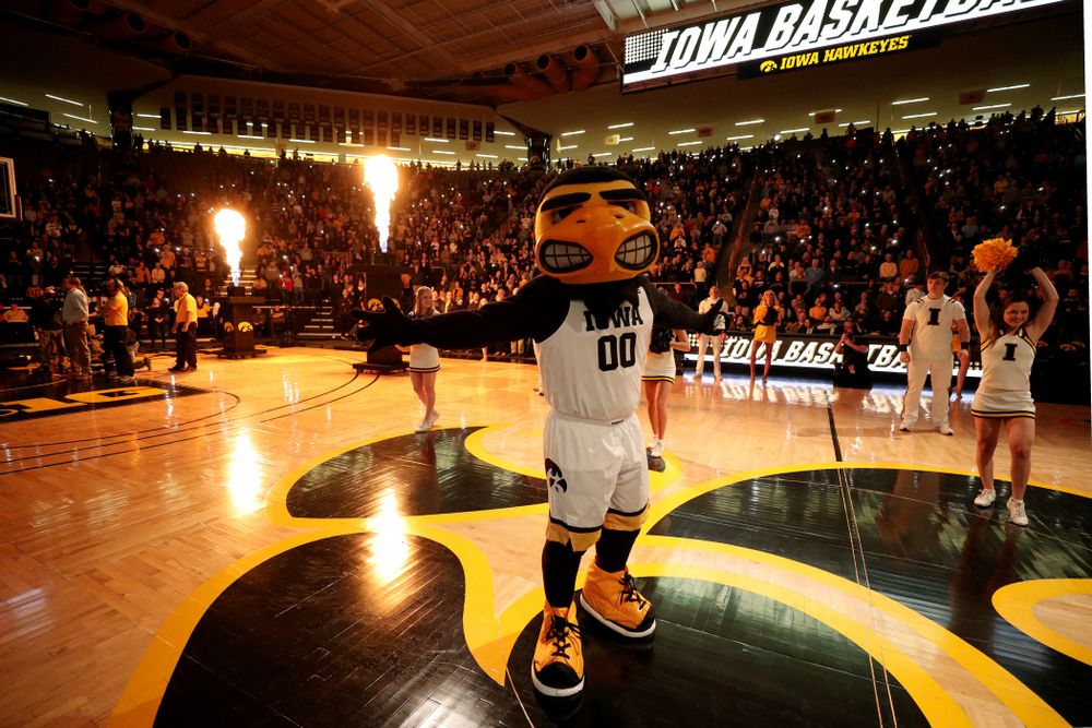 Herky The Hawk against the Minnesota Golden Gophers Monday, December 9, 2019 at Carver-Hawkeye Arena. (Brian Ray/hawkeyesports.com)