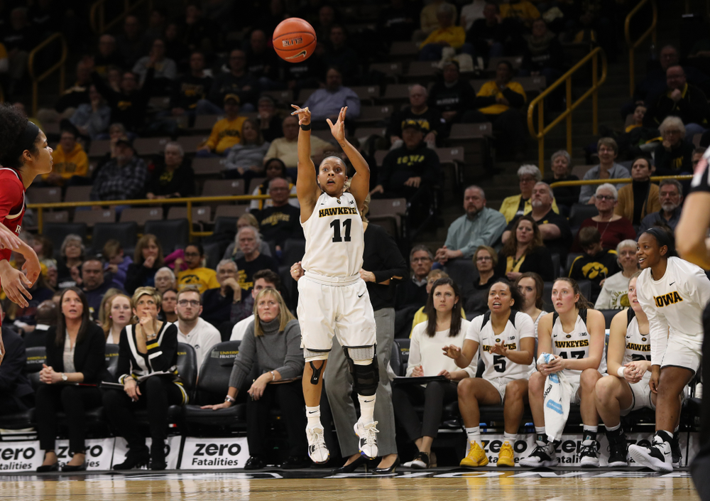 Iowa Hawkeyes guard Tania Davis (11) against the Rutgers Scarlet Knights Wednesday, January 23, 2019 at Carver-Hawkeye Arena. (Brian Ray/hawkeyesports.com)