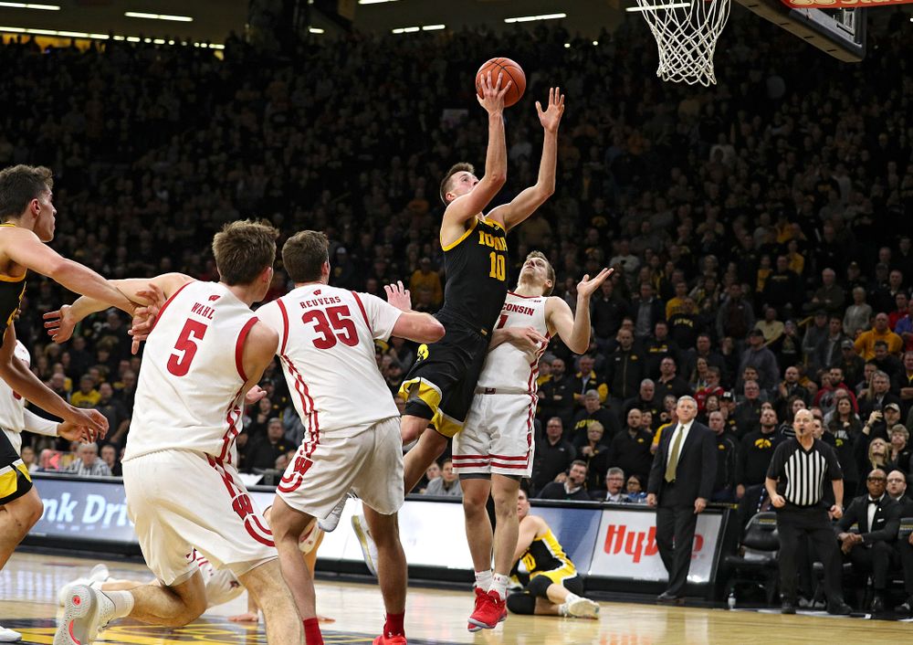 Iowa Hawkeyes guard Joe Wieskamp (10) scores a basket during the second half of their game at Carver-Hawkeye Arena in Iowa City on Monday, January 27, 2020. (Stephen Mally/hawkeyesports.com)