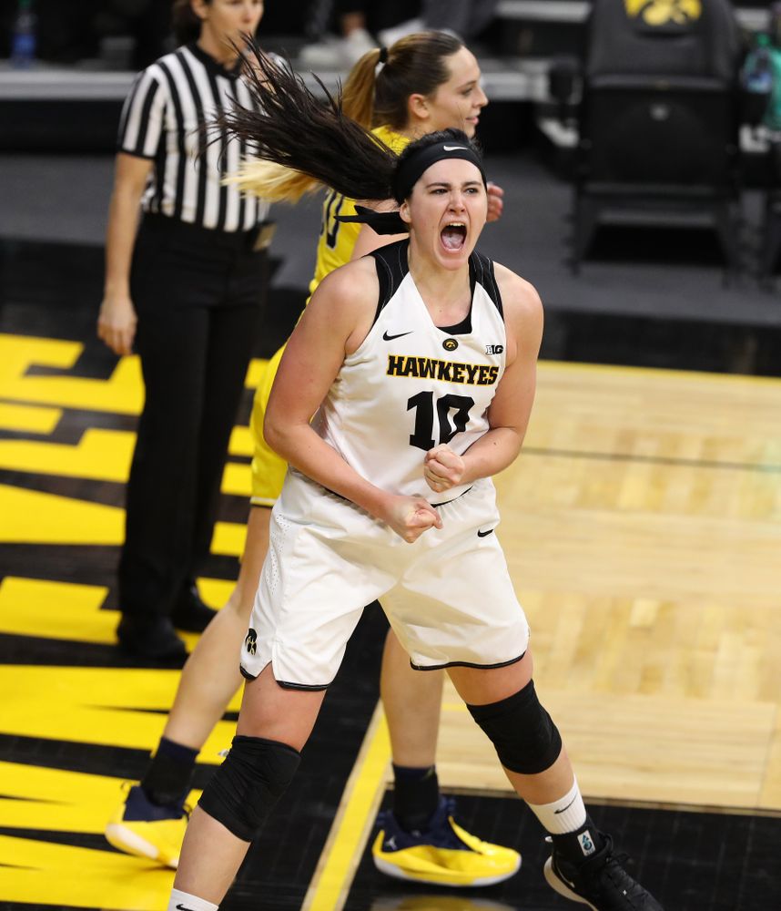 Iowa Hawkeyes forward Megan Gustafson (10) against the Michigan Wolverines Thursday, January 17, 2019 at Carver-Hawkeye Arena. (Brian Ray/hawkeyesports.com)