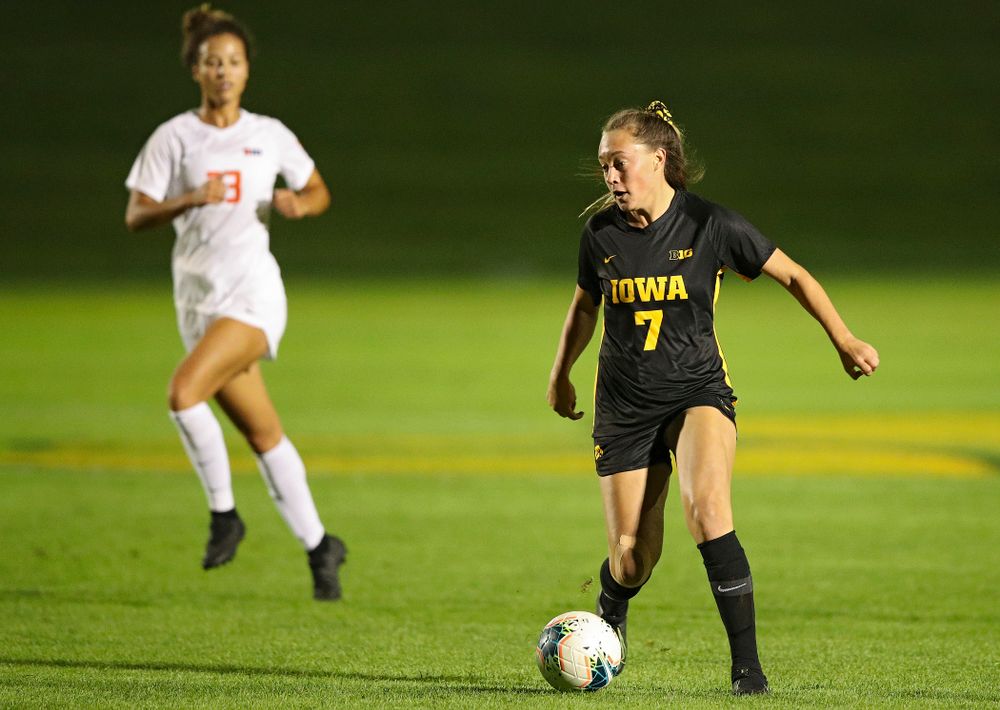 Iowa forward Skylar Alward (7) moves with the ball during the first half of their match against Illinois at the Iowa Soccer Complex in Iowa City on Thursday, Sep 26, 2019. (Stephen Mally/hawkeyesports.com)
