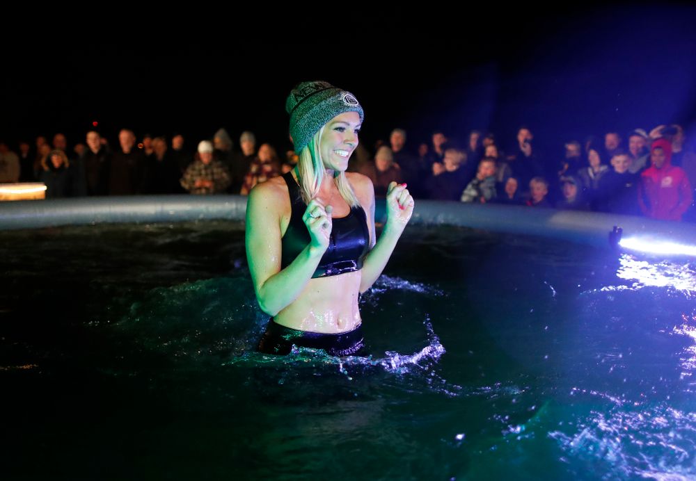 The Hawkeye Wrestling Club Arctic Plunge Saturday, January 27, 2018 at Brown Dear Golf Course in Coralville. (Brian Ray/hawkeyesports.com)