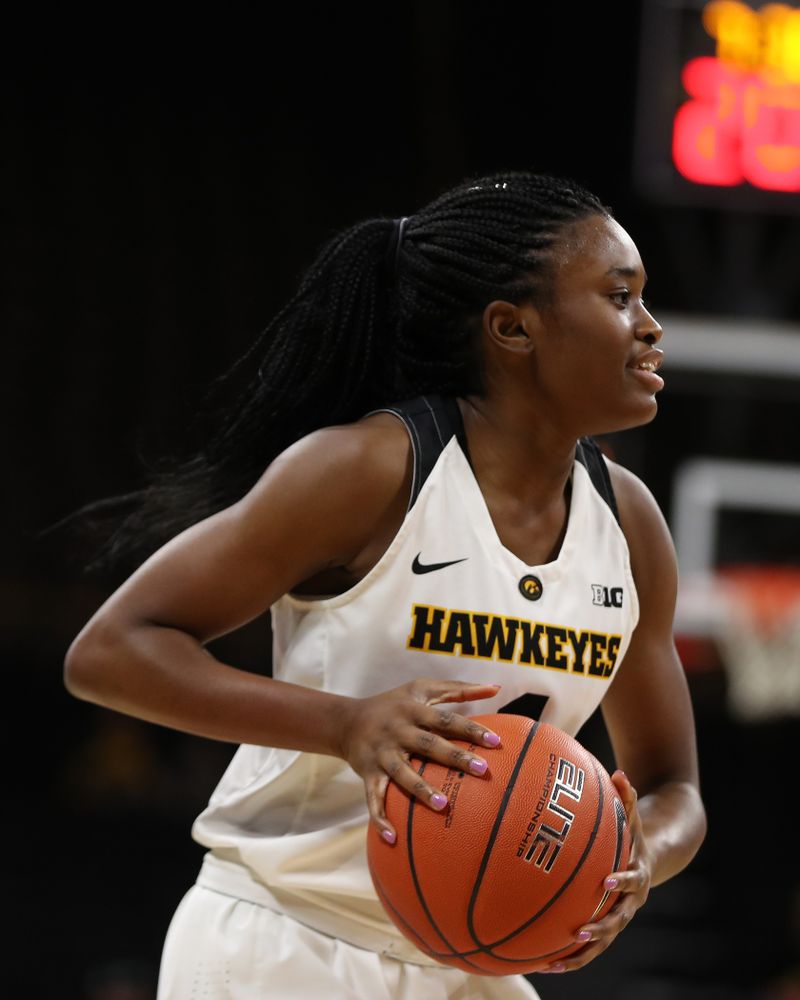 Iowa Hawkeyes guard Tomi Taiwo (1) against the Nebraska Cornhuskers Thursday, January 3, 2019 at Carver-Hawkeye Arena. (Brian Ray/hawkeyesports.com)