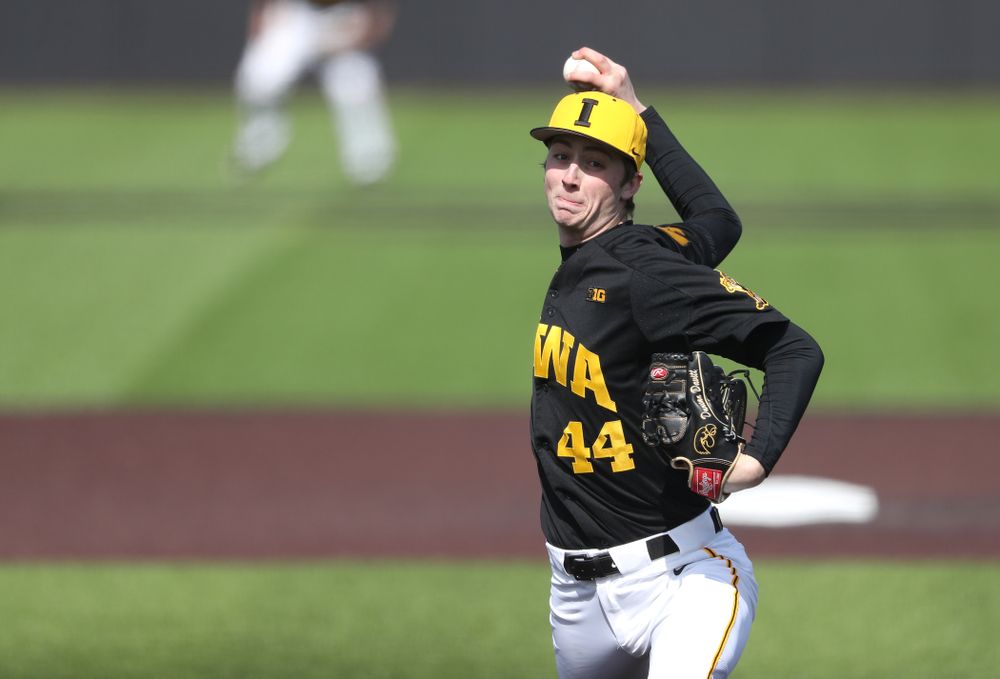 Iowa Hawkeyes Duncan Davitt (44) against California State Northridge Sunday, March 17, 2019 at Duane Banks Field. (Brian Ray/hawkeyesports.com)
