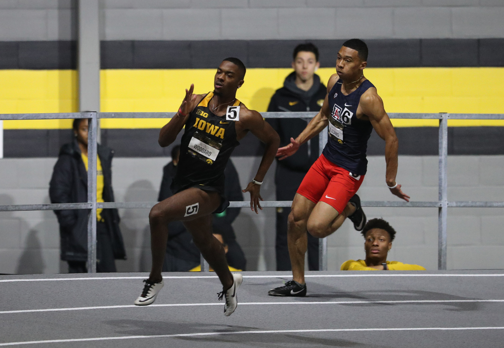 Iowa's Antonio Woodard runs the 200 meter premier during the 2019 Larry Wieczorek Invitational Friday, January 18, 2019 at the Hawkeye Tennis and Recreation Center. (Brian Ray/hawkeyesports.com)