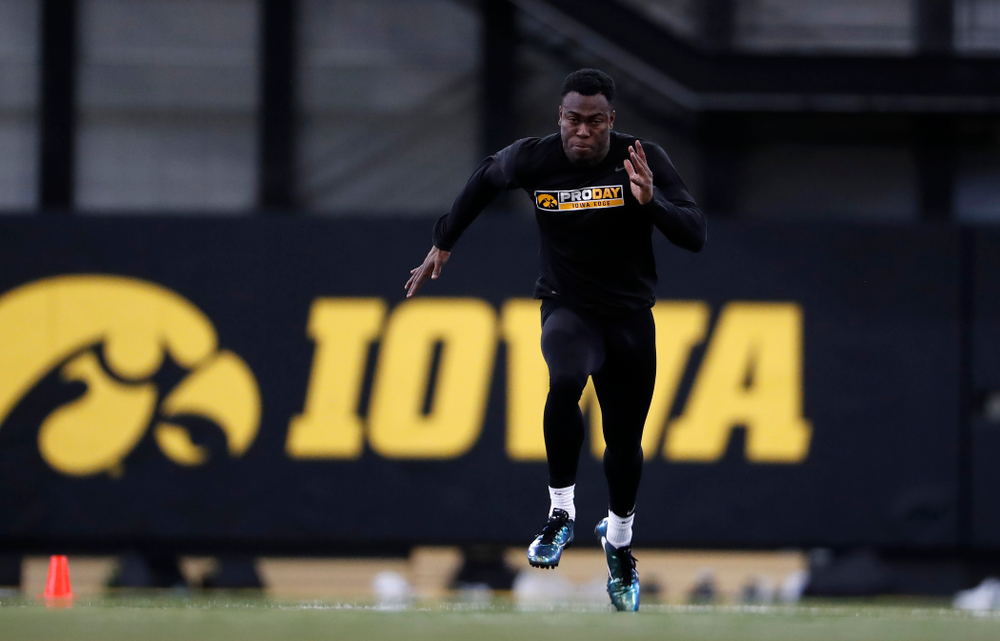 Iowa Hawkeyes defensive back Joshua Jackson (15) during the team's annual pro day Monday, March 26, 2018 at the Hansen Football Performance Center. (Brian Ray/hawkeyesports.com)