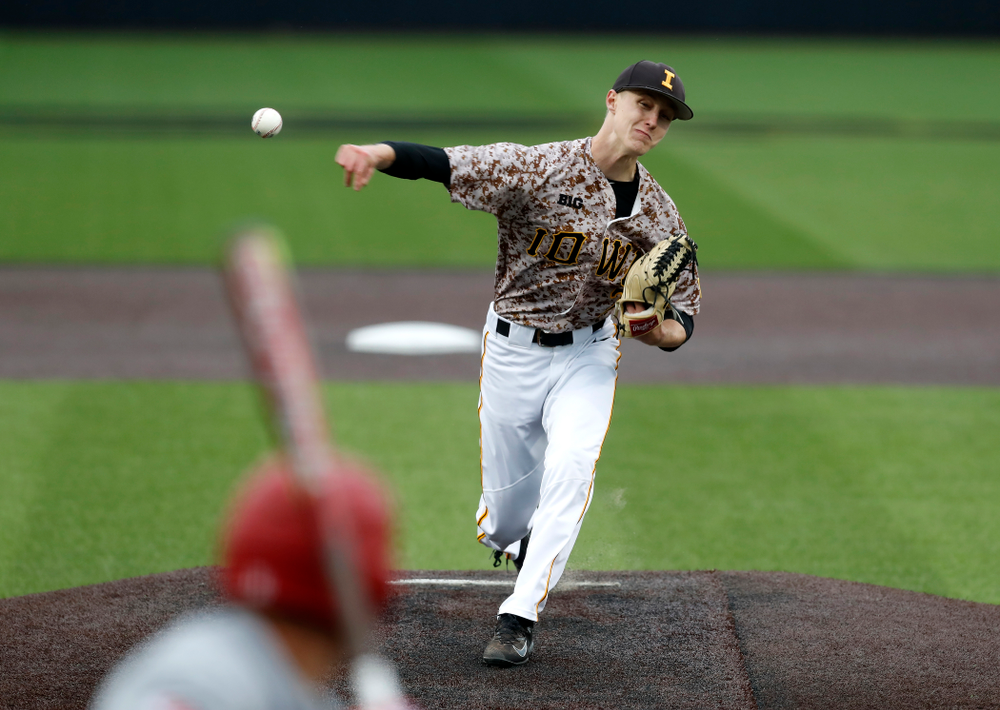 Iowa Hawkeyes pitcher Zach Daniels (2) during a double header against the Indiana Hoosiers Friday, March 23, 2018 at Duane Banks Field. (Brian Ray/hawkeyesports.com)