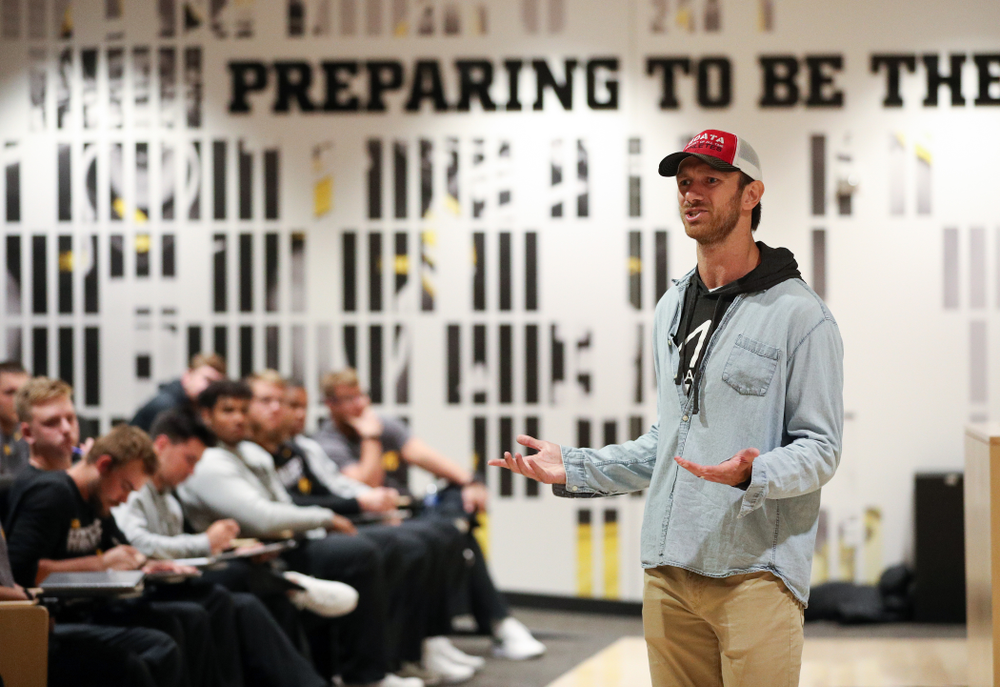 Honorary Captain Ricky Stanzi addresses the team Friday, October 11, 2019 at the Hansen Football Performance Center. (Brian Ray/hawkeyesports.com)