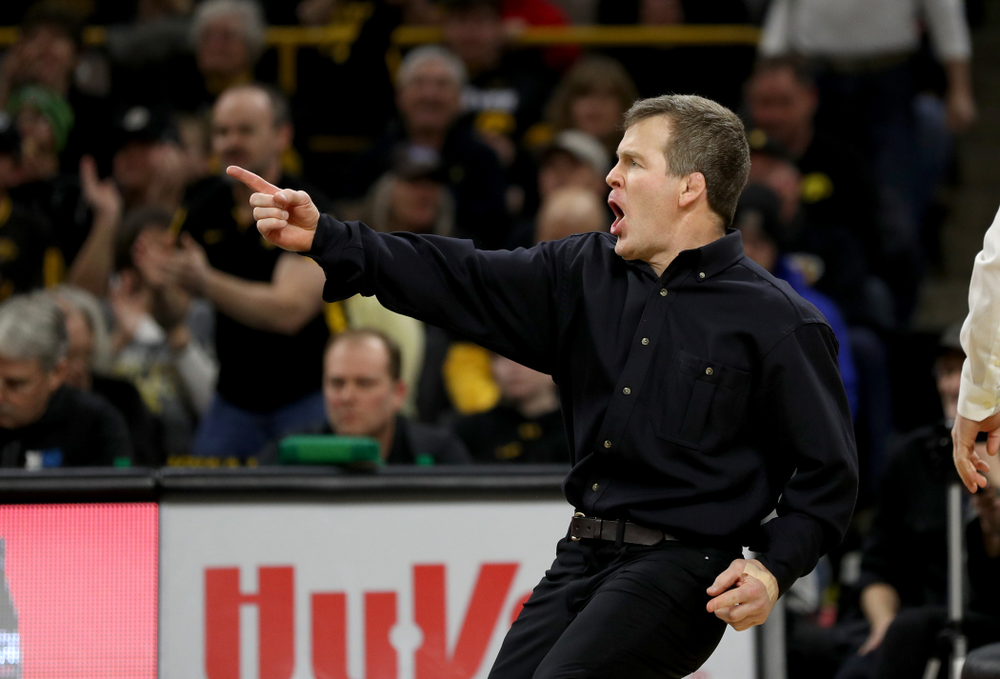 Iowa’s Spencer Lee Wrestles Oklahoma State’s Nick Piccininni at 125 pounds Sunday, February 23, 2020 at Carver-Hawkeye Arena. Lee won the match 12-3. (Brian Ray/hawkeyesports.com)