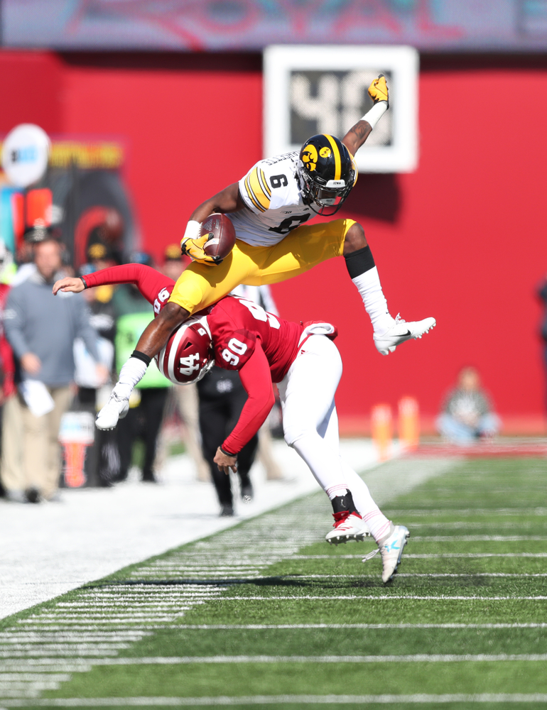 Iowa Hawkeyes wide receiver Ihmir Smith-Marsette (6) against the Indiana Hoosiers Saturday, October 13, 2018 at Memorial Stadium, in Bloomington, Ind. (Max Allen/hawkeyesports.com)