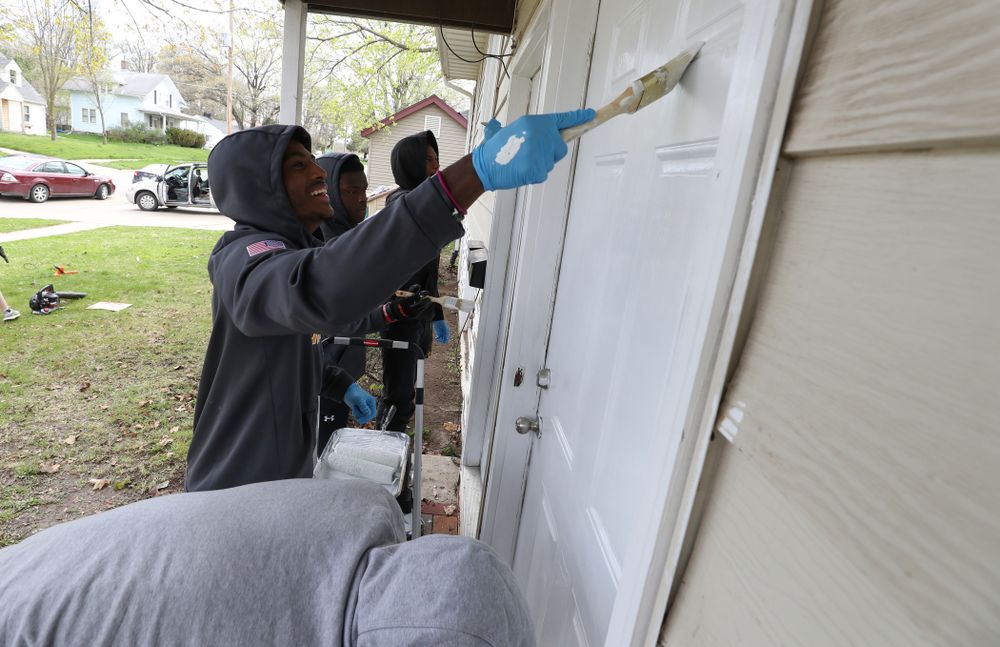 Members of the Hawkeye Football team volunteer at United Action for Youth during the annual Iowa Athletics Day of Caring Sunday, April 28, 2019 in Iowa City. (Brian Ray/hawkeyesports.com)