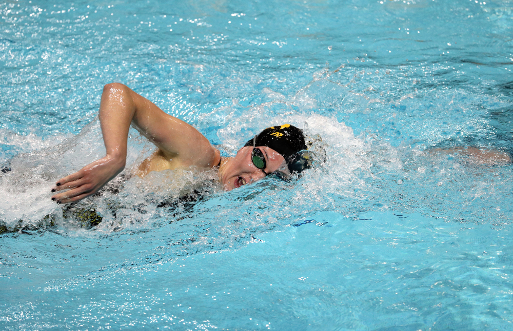 Iowa's Allyssa Fluit swims the 200-yard freestyle against the Iowa State Cyclones in the Iowa Corn Cy-Hawk Series Friday, December 7, 2018 at at the Campus Recreation and Wellness Center. (Brian Ray/hawkeyesports.com)