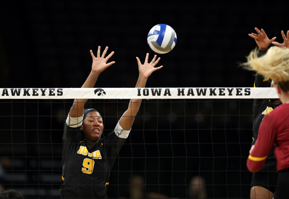 Iowa Hawkeyes middle blocker Amiya Jones (9) against the Iowa State Cyclones Saturday, September 21, 2019 at Carver-Hawkeye Arena. (Brian Ray/hawkeyesports.com)