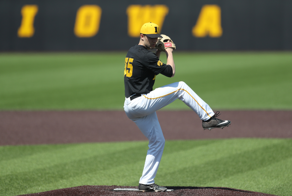 Iowa Hawkeyes Cam Baumann (35) delivers the ball to the plate during game two against UC Irvine Saturday, May 4, 2019 at Duane Banks Field. (Brian Ray/hawkeyesports.com)