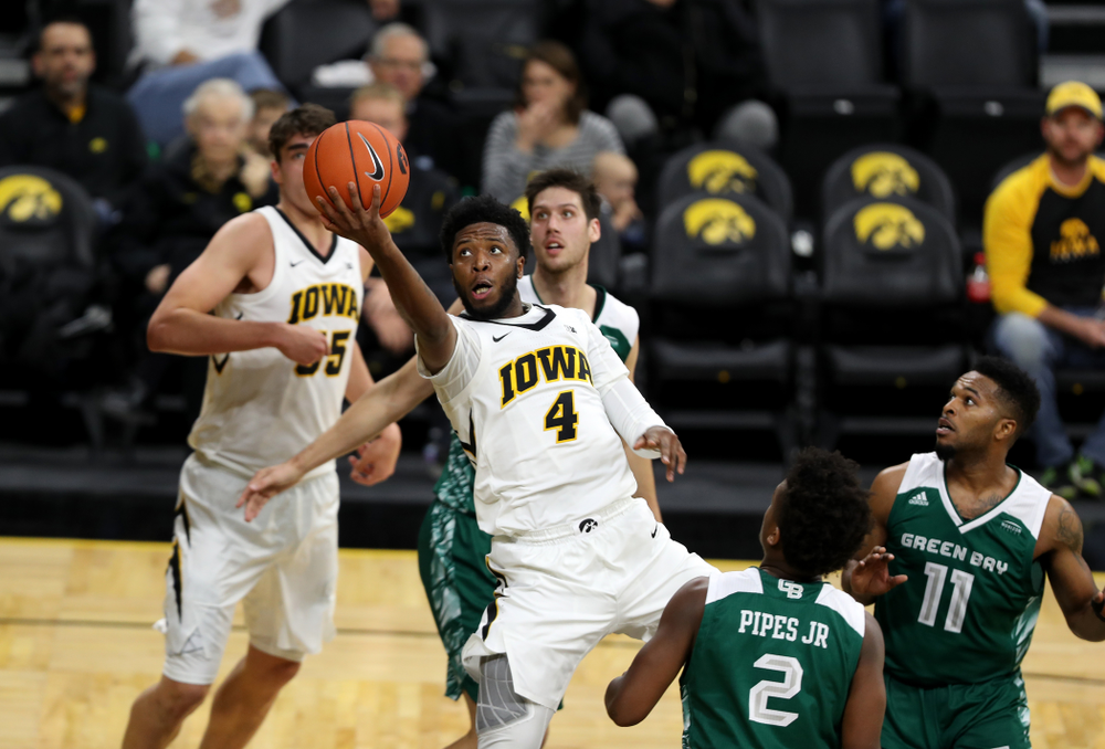 Iowa Hawkeyes guard Isaiah Moss (4) against UW Green Bay Sunday, November 11, 2018 at Carver-Hawkeye Arena. (Brian Ray/hawkeyesports.com)