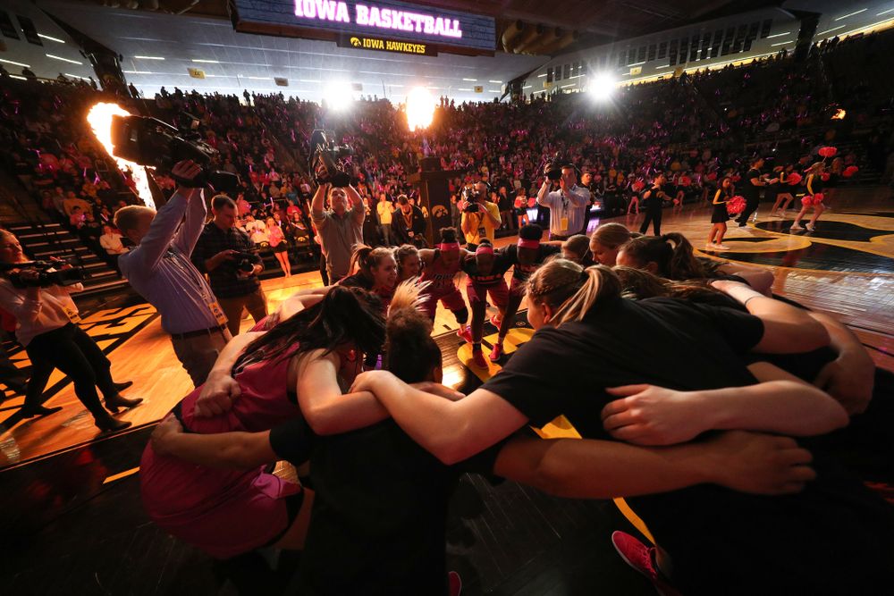 The Iowa Hawkeyes against the seventh ranked Maryland Terrapins Sunday, February 17, 2019 at Carver-Hawkeye Arena. (Brian Ray/hawkeyesports.com)