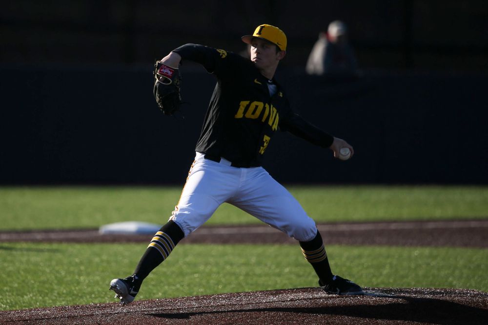 Iowa pitcher Trenton Wallace at the game vs. Bradley on Tuesday, March 26, 2019 at (place). (Lily Smith/hawkeyesports.com)