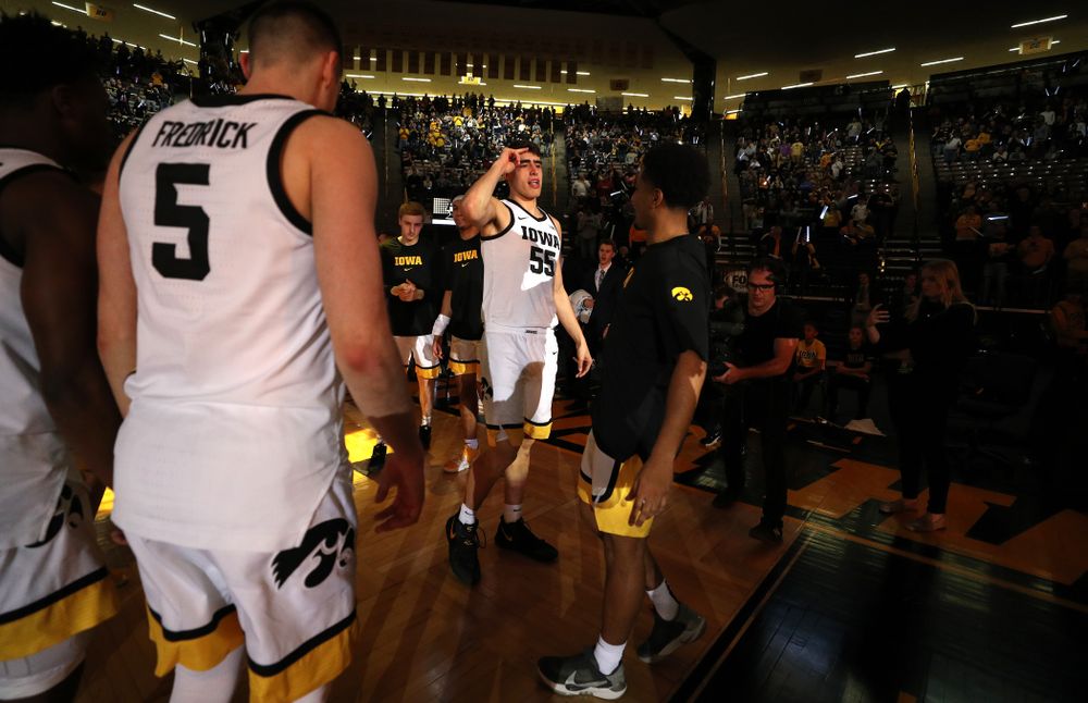 Iowa Hawkeyes forward Luka Garza (55) against the Michigan Wolverines Friday, January 17, 2020 at Carver-Hawkeye Arena. (Brian Ray/hawkeyesports.com)