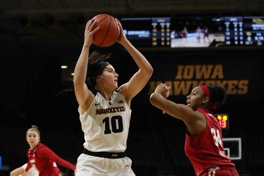 Iowa Hawkeyes forward Megan Gustafson (10) against the Wisconsin Badgers Monday, January 7, 2019 at Carver-Hawkeye Arena. (Brian Ray/hawkeyesports.com)