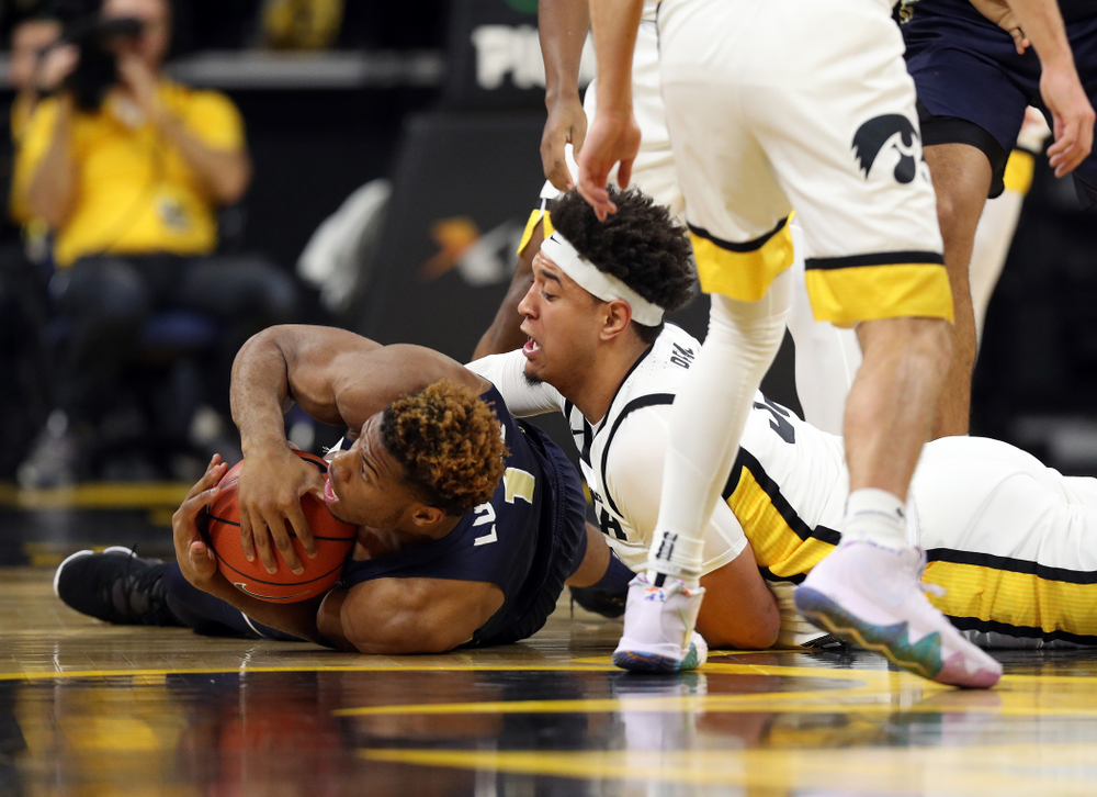 Iowa Hawkeyes forward Cordell Pemsl (35) against Oral Roberts Friday, November 15, 2019 at Carver-Hawkeye Arena. (Brian Ray/hawkeyesports.com)