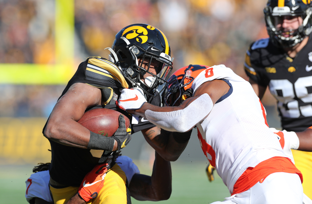 Iowa Hawkeyes wide receiver Ihmir Smith-Marsette (6) against the Illinois Fighting Illini Saturday, November 23, 2019 at Kinnick Stadium. (Brian Ray/hawkeyesports.com)
