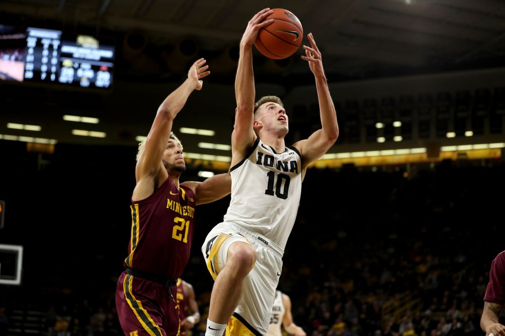 Iowa Hawkeyes guard Joe Wieskamp (10) against the Minnesota Golden Gophers Monday, December 9, 2019 at Carver-Hawkeye Arena. (Brian Ray/hawkeyesports.com)