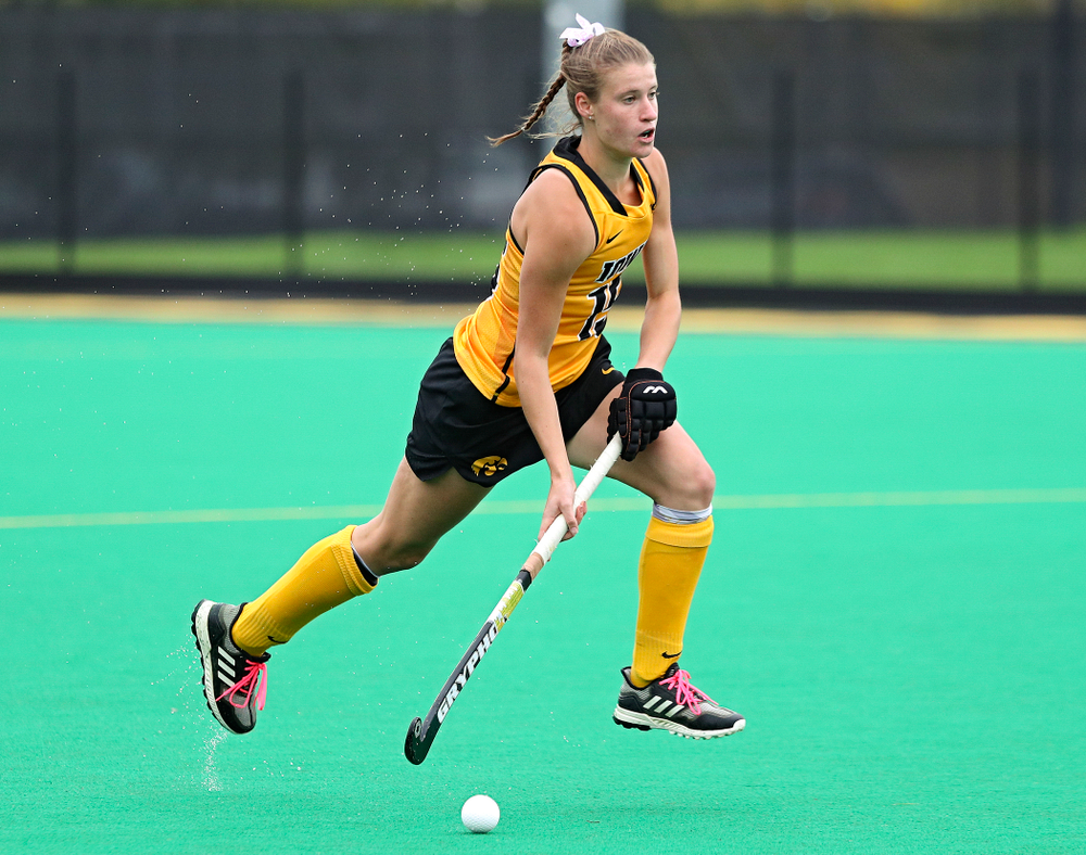Iowa’s Esme Gibson (15) moves with the ball during the first quarter of their game against UC Davis at Grant Field in Iowa City on Sunday, Oct 6, 2019. (Stephen Mally/hawkeyesports.com)