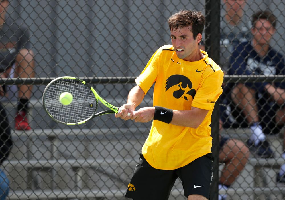 Josh Silverstein against Northwestern in the first round of the 2018 Big Ten Men's Tennis Tournament Thursday, April 26, 2018 at the Hawkeye Tennis and Recreation Complex. (Brian Ray/hawkeyesports.com)