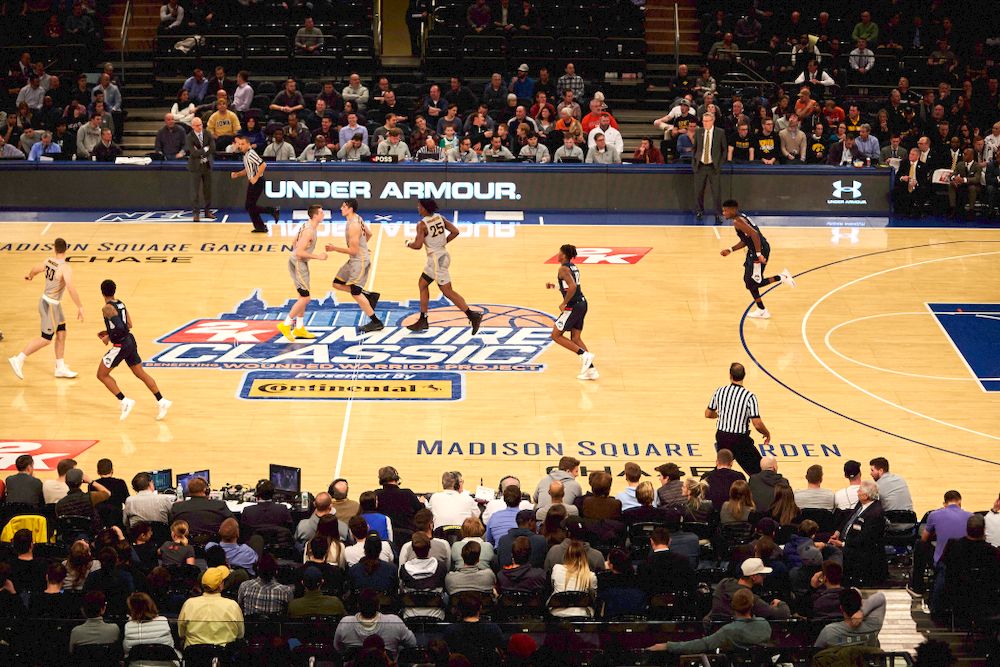 The Iowa Hawkeyes against UConn in the Championship game of the 2K Empire Classic Friday, November 16, 2018 at Madison Square Garden in New York City. (Duncan H.Williams/Freelance)