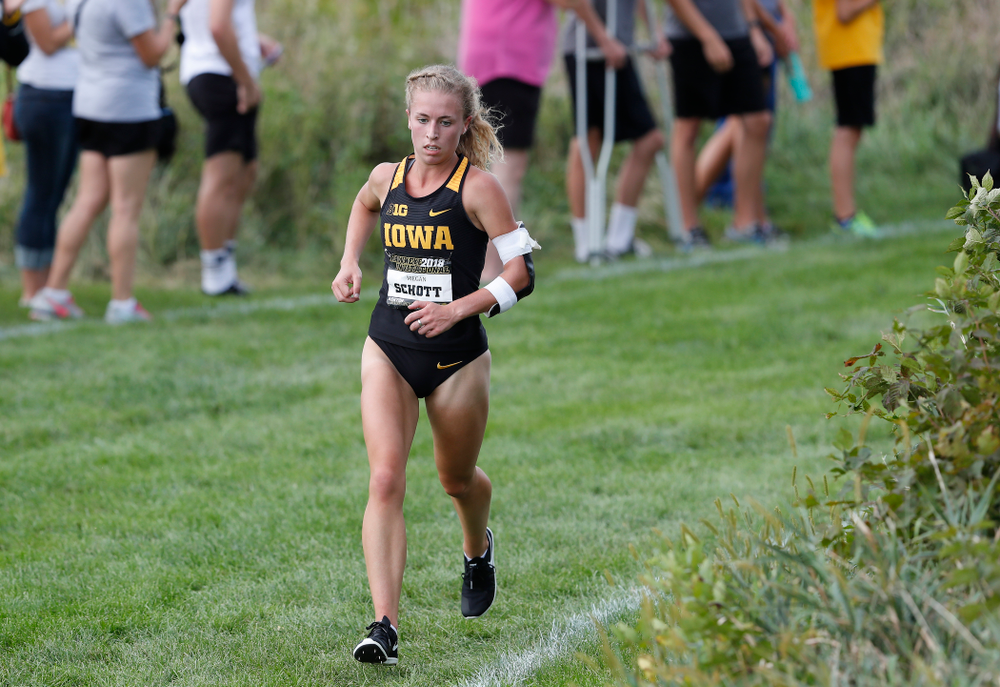 Megan Schott during the Hawkeye Invitational Friday, August 31, 2018 at the Ashton Cross Country Course. (Brian Ray/hawkeyesports.com)