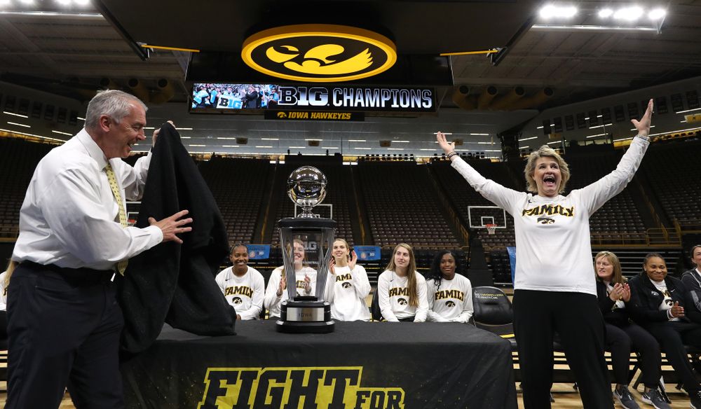 Henry B. and Patricia B. Tippie Director of Athletics Chair Gary Barta and head coach Lisa Bluder during a celebration of their Big Ten Women's Basketball Tournament championship Monday, March 18, 2019 at Carver-Hawkeye Arena. (Brian Ray/hawkeyesports.com)