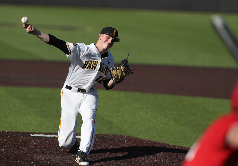 Iowa Hawkeyes Shane Ritter (18) against the Nebraska Cornhuskers Saturday, April 20, 2019 at Duane Banks Field. (Brian Ray/hawkeyesports.com)