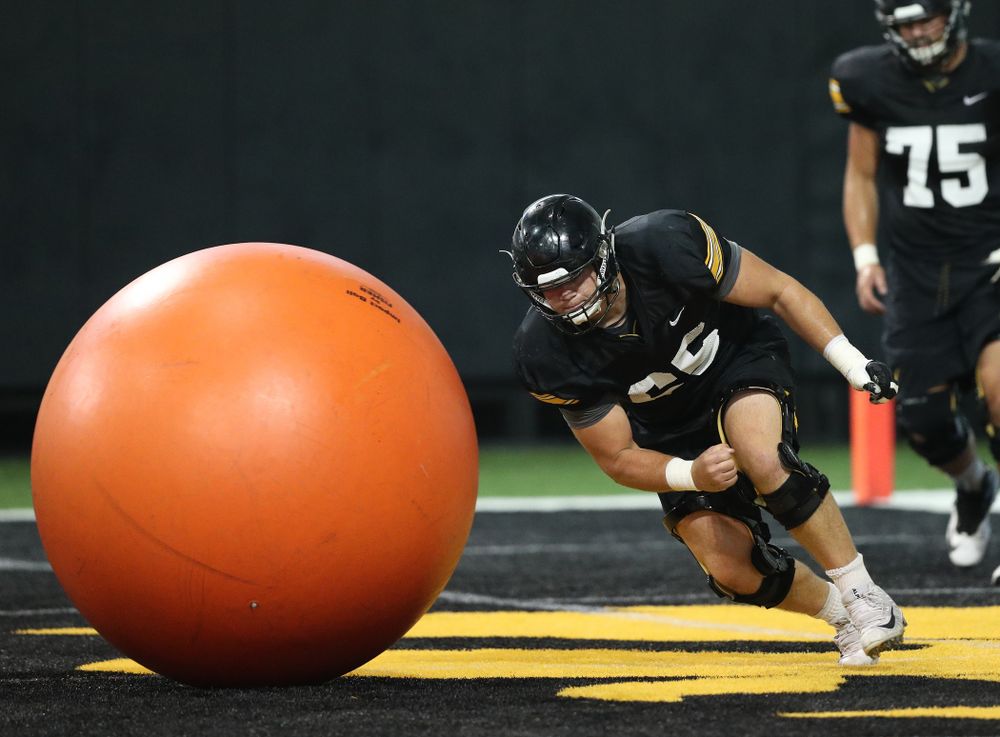 Iowa Hawkeyes offensive lineman Tyler Linderbaum (65) during Fall Camp Practice No. 16 Tuesday, August 20, 2019 at the Ronald D. and Margaret L. Kenyon Football Practice Facility. (Brian Ray/hawkeyesports.com)