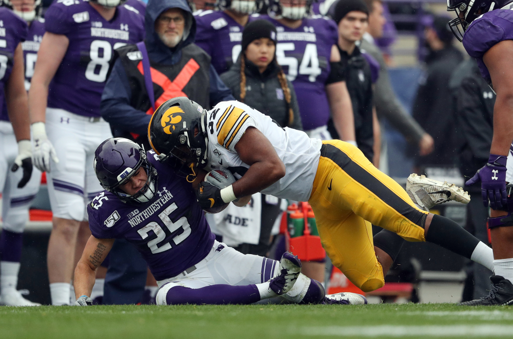 Iowa Hawkeyes linebacker Djimon Colbert (32) against the Northwestern Wildcats Saturday, October 26, 2019 at Ryan Field in Evanston, Ill. (Brian Ray/hawkeyesports.com)