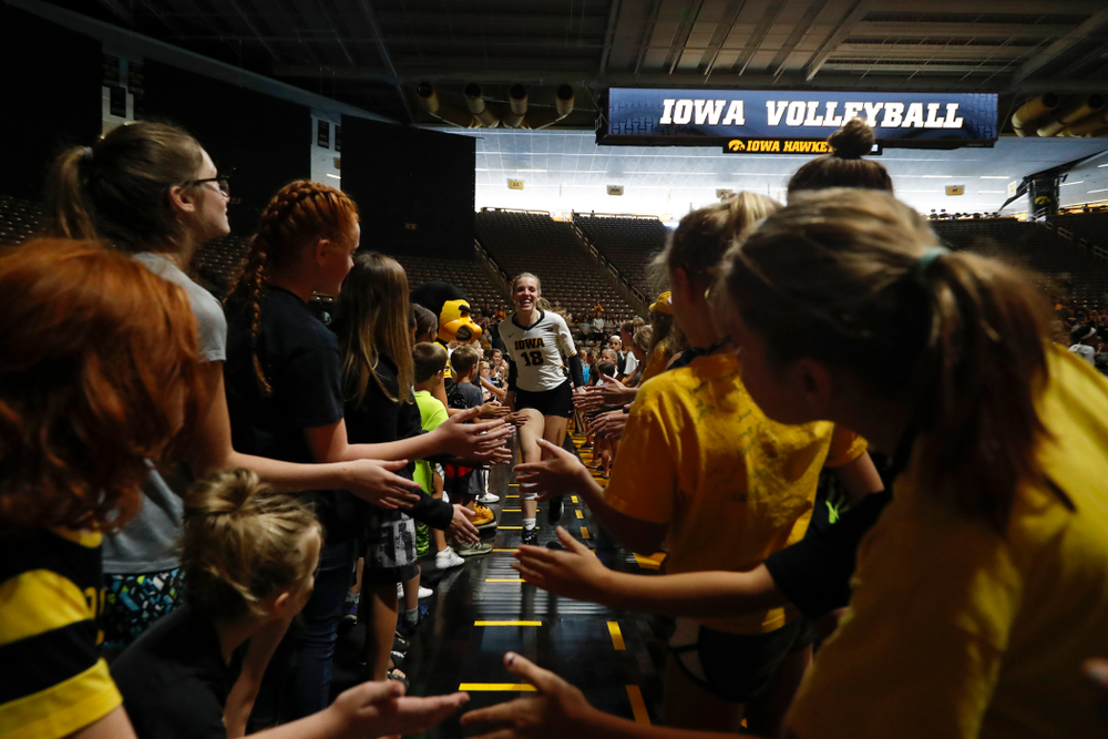 Iowa Hawkeyes middle blocker Hannah Clayton (18) against Eastern Illinois Sunday, September 9, 2018 at Carver-Hawkeye Arena. (Brian Ray/hawkeyesports.com)