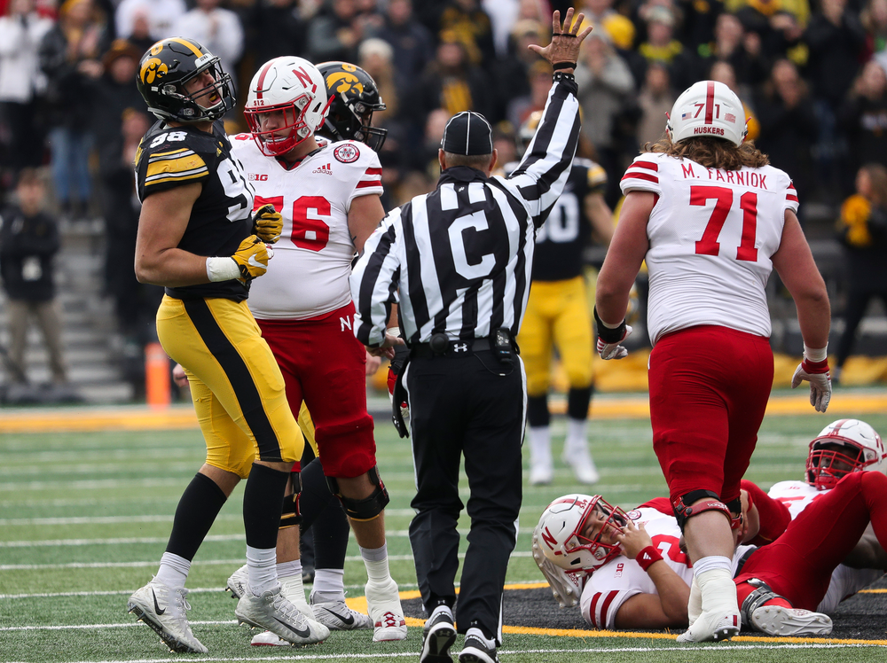 Iowa Hawkeyes defensive end Anthony Nelson (98) reacts after sacking the quarterback during a game against Nebraska at Kinnick Stadium on November 23, 2018. (Tork Mason/hawkeyesports.com)