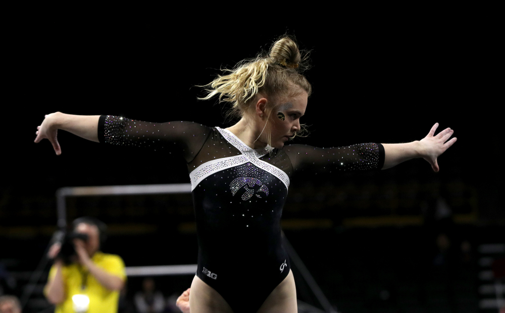 Iowa's Charlotte Sullivan competes on the floor against the Rutgers Scarlet Knights Saturday, January 26, 2019 at Carver-Hawkeye Arena. (Brian Ray/hawkeyesports.com)