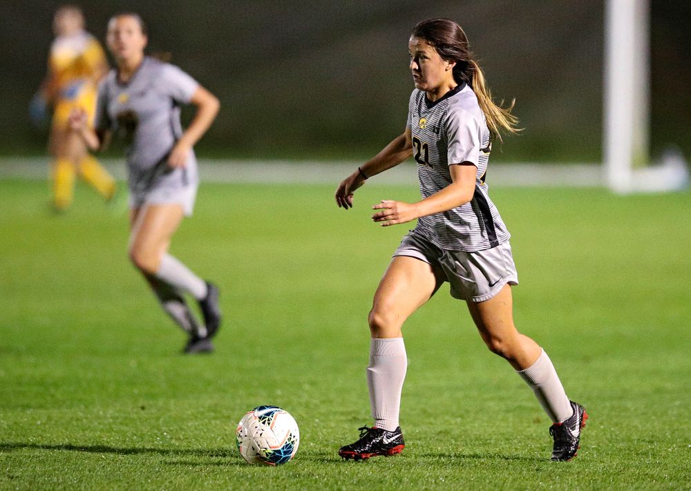 Iowa forward Emma Tokuyama (21) looks to pass during the second half of their match at the Iowa Soccer Complex in Iowa City on Friday, Sep 13, 2019. (Stephen Mally/hawkeyesports.com)