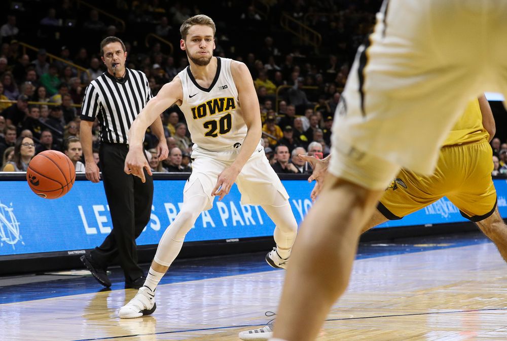 Iowa Hawkeyes forward Riley Till (20) passes the ball during a game against Alabama State at Carver-Hawkeye Arena on November 21, 2018. (Tork Mason/hawkeyesports.com)