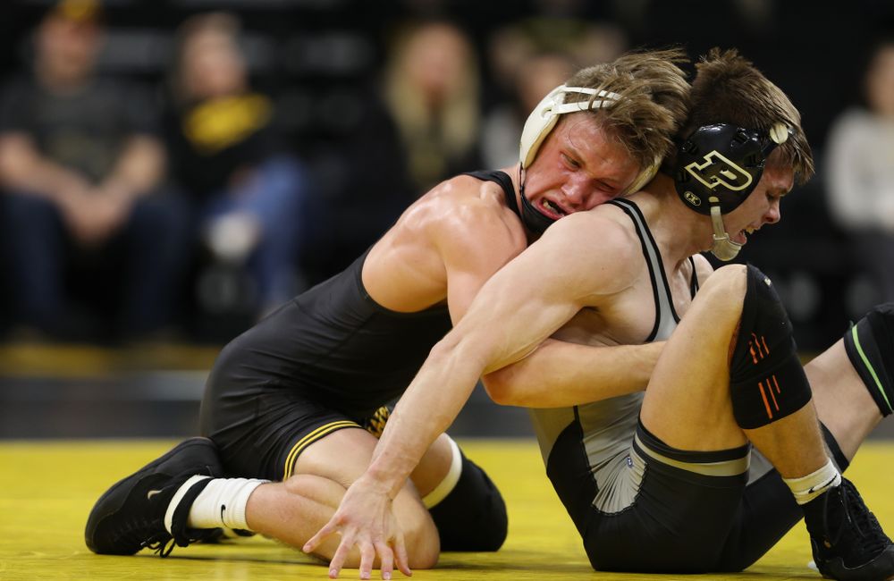 Iowa's Max Murin wrestles Purdue'sNate Limex at 141 pounds Saturday, November 24, 2018 at Carver-Hawkeye Arena. (Brian Ray/hawkeyesports.com)