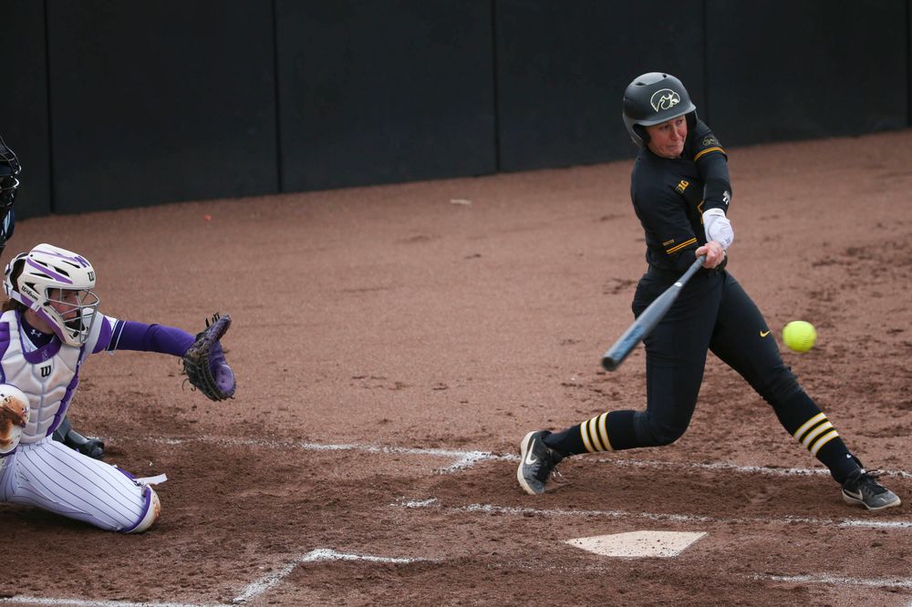 Iowa's Mallory Kilian (11) at game 2 vs Northwestern on Saturday, March 30, 2019 at Bob Pearl Field. (Lily Smith/hawkeyesports.com)
