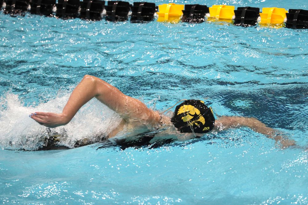 Iowa's Sarah Schemmel swims the freestyle leg of the 200-yard medley relay against the Iowa State Cyclones in the Iowa Corn Cy-Hawk Series Friday, December 7, 2018 at at the Campus Recreation and Wellness Center. (Brian Ray/hawkeyesports.com)