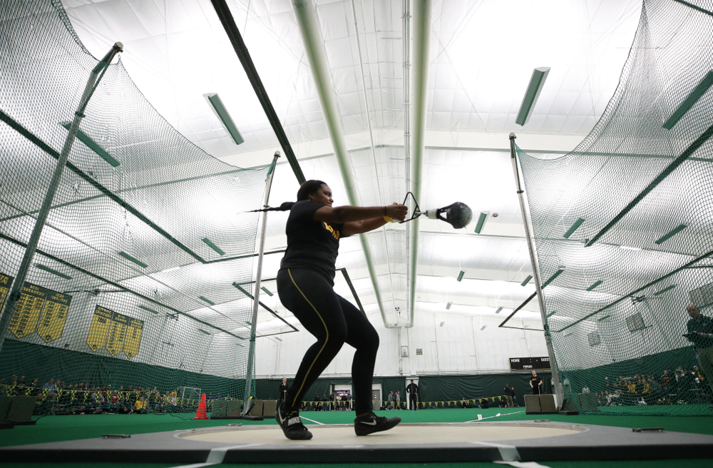 Iowa's Nia Britt competes in the weight throw Friday, January 11, 2019 at the Hawkeye Tennis and Recreation Center. (Brian Ray/hawkeyesports.com)