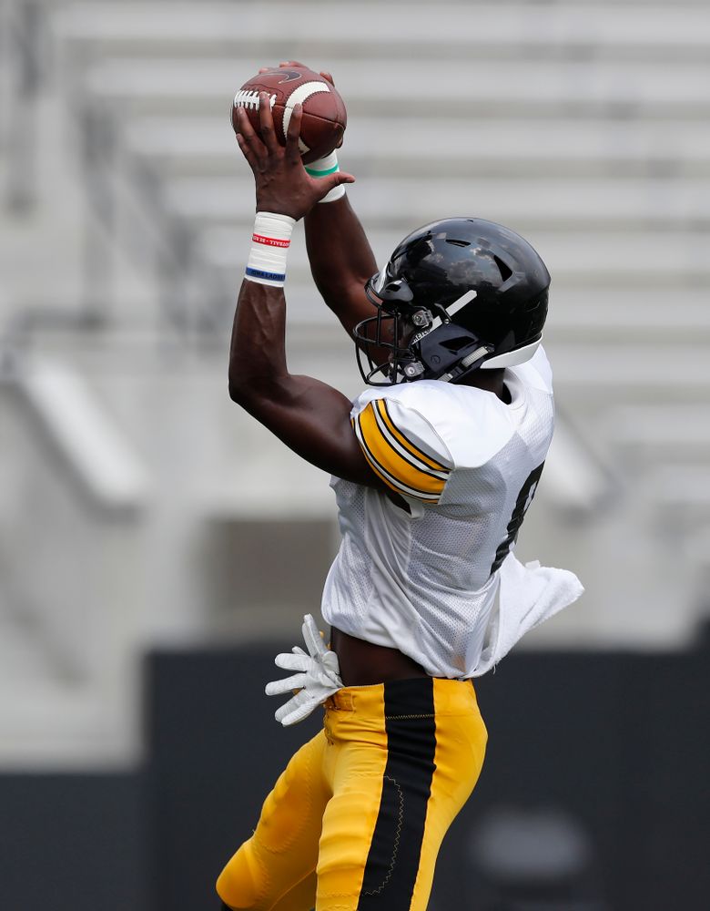 Iowa Hawkeyes defensive back Matt Hankins (8) during Kids Day Saturday, August 11, 2018 at Kinnick Stadium. (Brian Ray/hawkeyesports.com)