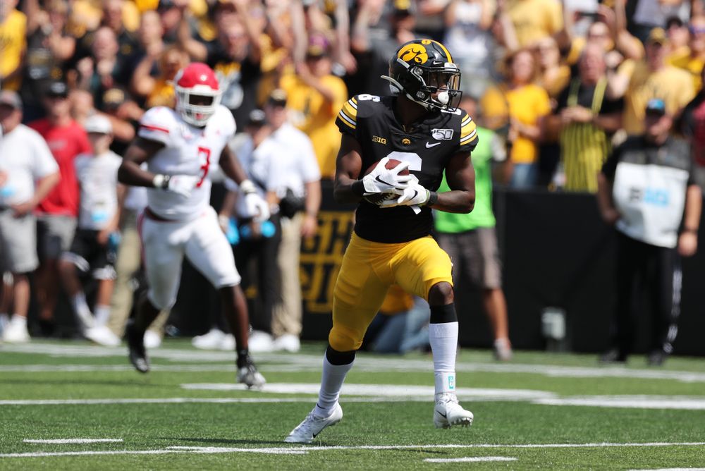 Iowa Hawkeyes wide receiver Ihmir Smith-Marsette (6) scores a touchdown against the Rutgers Scarlet Knights Saturday, September 7, 2019 at Kinnick Stadium. (Brian Ray/hawkeyesports.com)