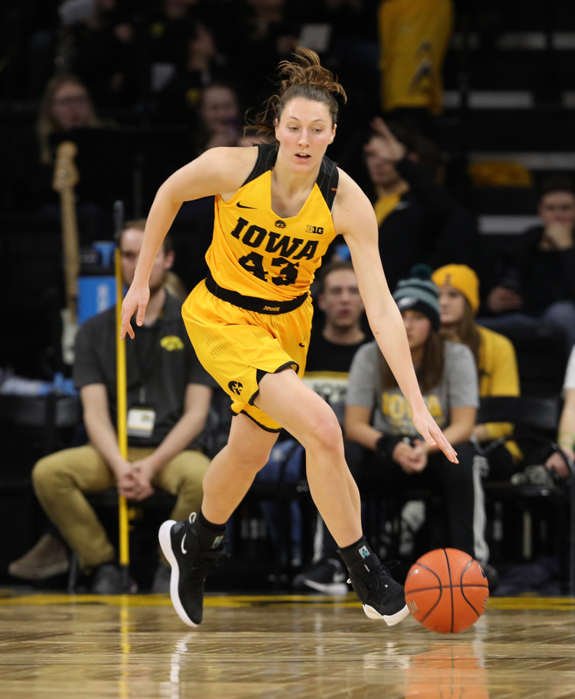 Iowa Hawkeyes forward Amanda Ollinger (43) against the Michigan State Spartans Thursday, February 7, 2019 at Carver-Hawkeye Arena. (Brian Ray/hawkeyesports.com)